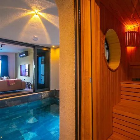Porto Villa *